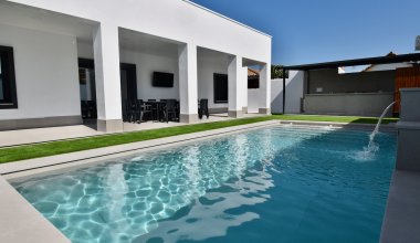 Modern villa with pool in rural surroundings, beach 4km